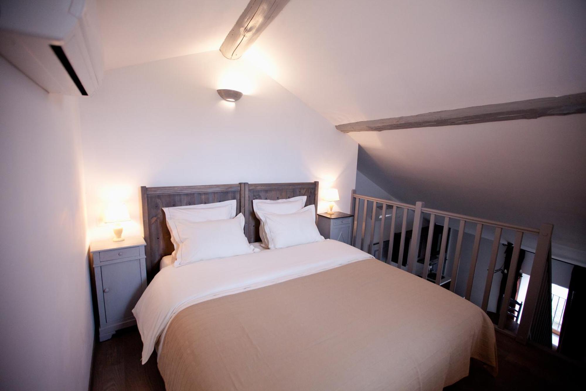 Mas D'Alaure B&B Verquieres Bagian luar foto