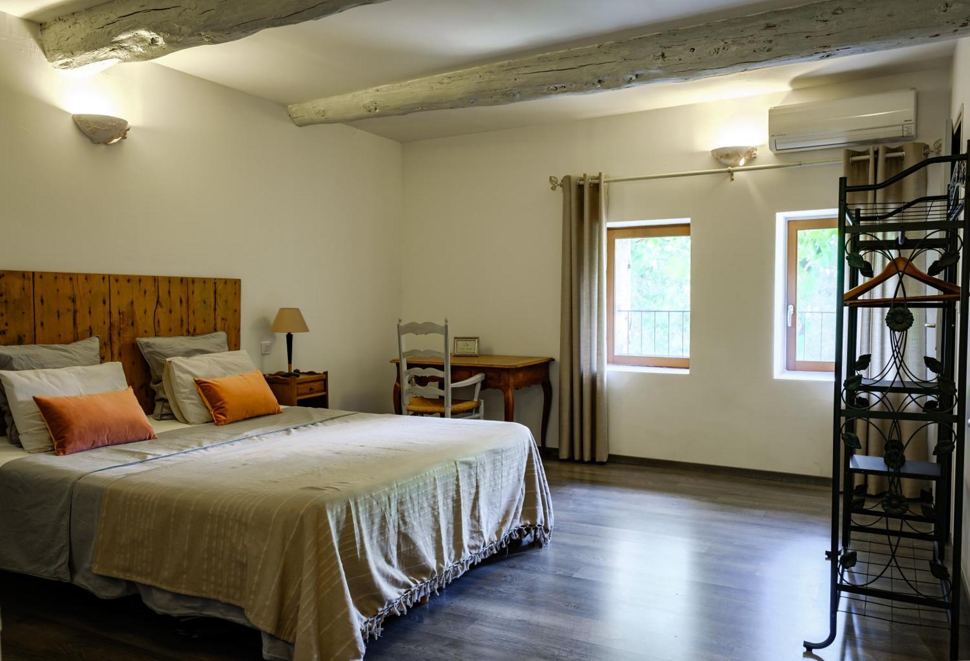 Mas D'Alaure B&B Verquieres Bagian luar foto